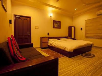 מלון The Tanays Dibrugarh Residency מראה חיצוני תמונה